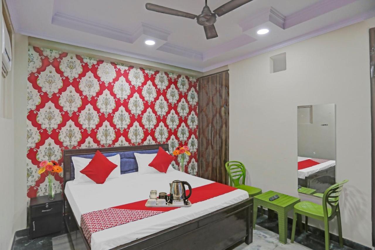 OYO 88010 Hotel Metro Inn Kālkāji Devi Buitenkant foto