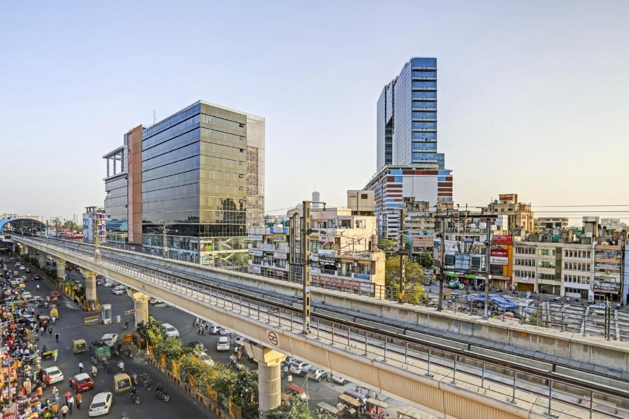 OYO 88010 Hotel Metro Inn Kālkāji Devi Buitenkant foto