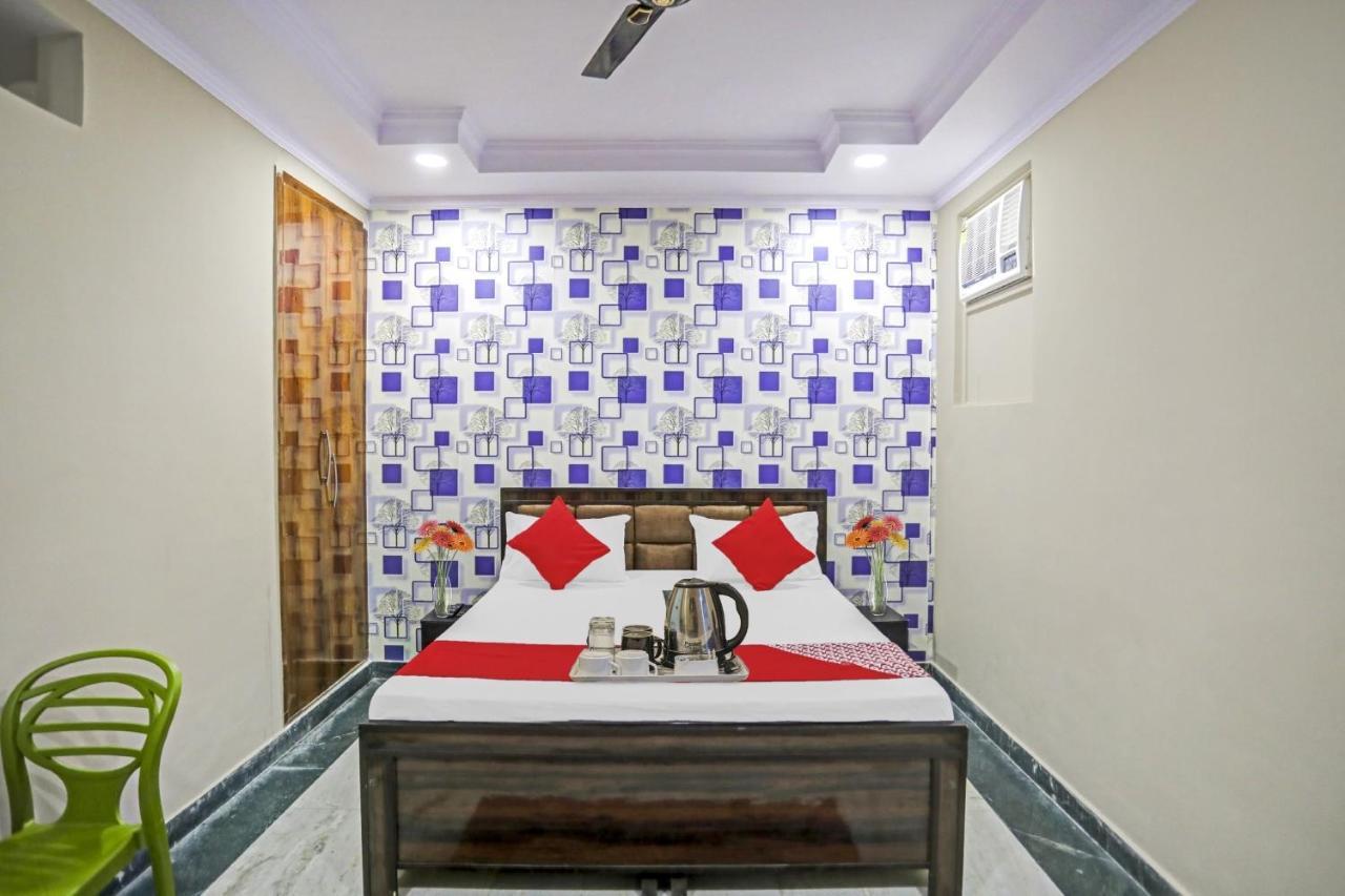 OYO 88010 Hotel Metro Inn Kālkāji Devi Buitenkant foto